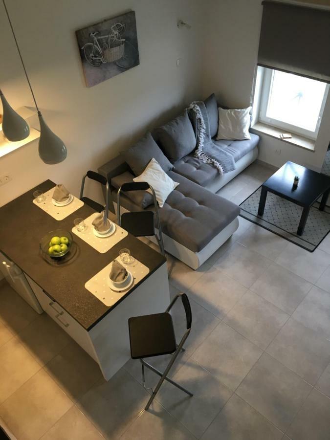 Apartman Govic Umago Esterno foto