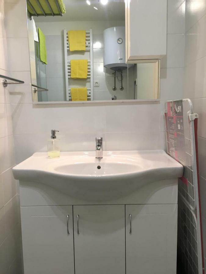 Apartman Govic Umago Esterno foto
